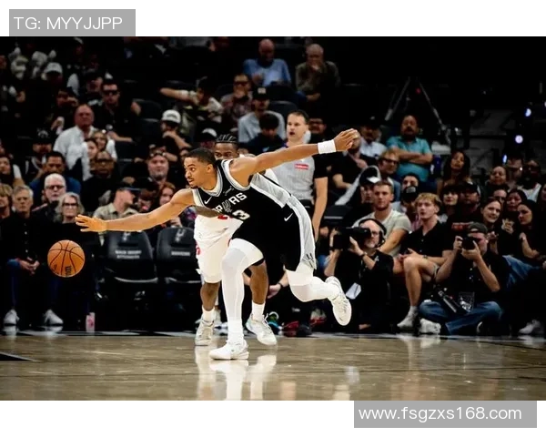 12月7日马刺对热火精彩比赛录像回顾与分析 12月7日马刺对热火精彩比赛录像回顾与分析