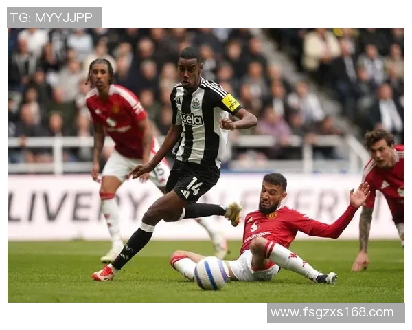 25-26赛季英超第二轮三场重磅对决引发球迷热议与期待 25-26赛季英超第二轮三场重磅对决引发球迷热议与期待