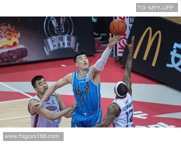 CBA精彩回顾江苏队对阵北京队的激烈对抗全场录像分析 CBA精彩回顾江苏队对阵北京队的激烈对抗全场录像分析